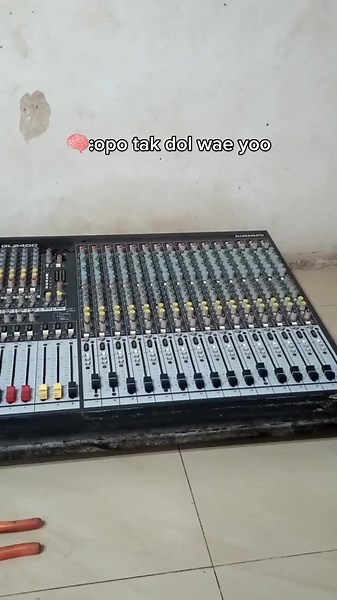 ijolne 48 chanel tapi nko kegeden😅 #allen&heathgl2400 #behringer #mx9000 #mixeraudio