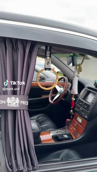 Lexus LS430 Customization and VIP Style Showcase