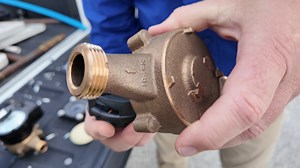 Check out our latest informational video about the new water meter installations happening across Deltona! These advanced meters offer increased accuracy and provide detailed reports to help you better understand your water usage. 💧 If you've had concerns about your water bills, this upgrade is designed to bring you clarity and peace of mind. Watch now to learn more about how the new meters function and how Deltona Water is working to better serve you! | City of Deltona, Florida