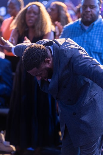 ✨ Sundays at The Powerhouse Meet us for a powerful encounter with God tomorrow 🙌📍 Chicago Campus — 8 AM📍 Posen Campus — 11 AM | Bring your praise, your family, and your expectation! 💒🔥 | The Powerhouse Chicago