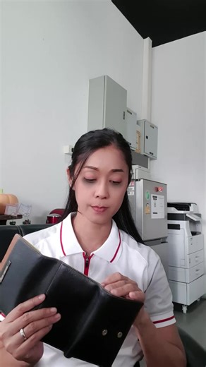 เศร้าขึ้นมาทันทีเมื่อเปิดดูเงินในกระเป๋า 😥😥 #พนักงานเงินเดือน #สิ้นเดือนเหมือนสิ้นใจ #ข้ามไปสิ้นเดือนเลยได้ไหม