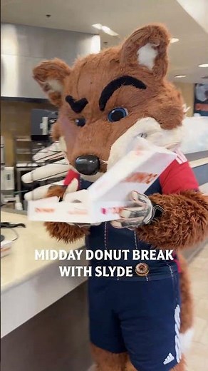 Slyde 🤝 Dunkin’n #nerevs #mls
