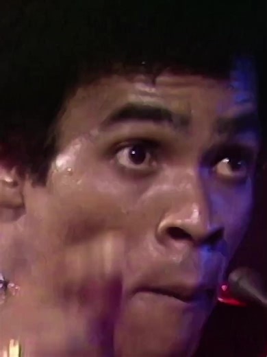 Enganaram todo mundo e ganharam milhões com isso!!! . . . . . . . . . . . . . . . . . . . . . . . . . . . . . . . . . . . #boneym #musica #pop #historias #anos