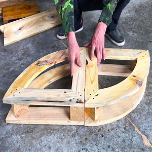 Creative Ideas In Designing Chairs From Pallet Wood | Woodworking Skill