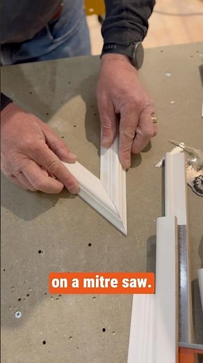 How to cut acute angle safely on a mitre saw | Simple DIY Jig