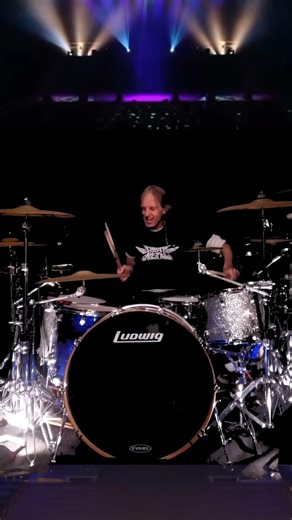 Led Zeppelin, 4 Sticks (drums) #ludwigdrums #ledzeppelin