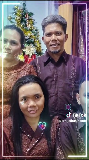 Erni jelita S (@ernijelitasihombi)’s videos with Joy to the world Boney M - Master Planner 🤓😇🇺🇬