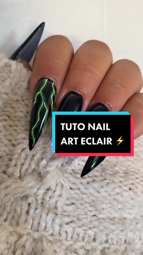 Nail Art Eclair Tutorial - Lightning Nail Design