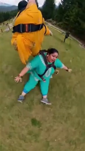 Omg Big Zipline Failure with two plus size women