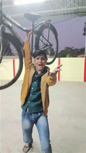 Bhai ki Munni Badnaam Ho Gai#viral#comedy#shorts#youtubeshorts ouTubeShorts#youtube#youtubeviral