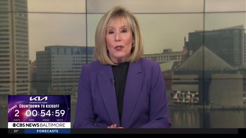 Ed Reed Foundation gives holiday meals to Seed School, Booker T. Washington families