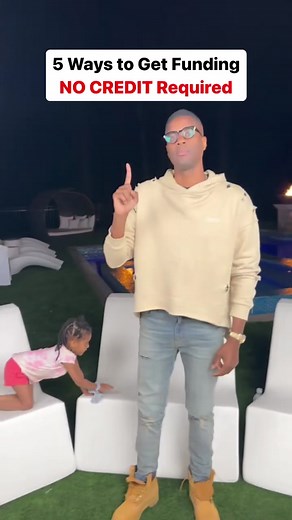 5 ways to fund your idea into a business without worrying anour your credit.