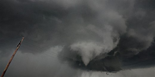 Massive winter storm spawns severe weather threat across Gulf Coast with possible tornadoes