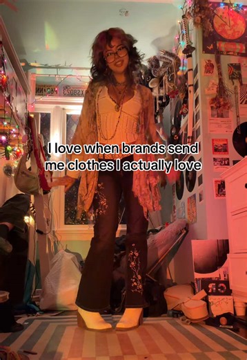 Discover Emmiol: Fashion You Will Love