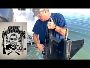 YAMAHA lower unit removal and installation (how to) 2006 225 four stroke removal in the water 4K