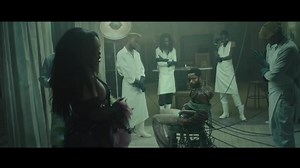 43 reactions | 華麗槍戰超刺激，劇情緊張超火辣 R&B女伶...