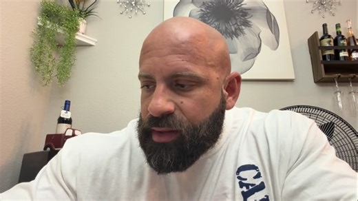 SAM CUNADO 🇨🇺 🇺🇸| 212 IFBB PRO🌐 on Instagram: "When you’re stuck , create motion and you will see what happens"