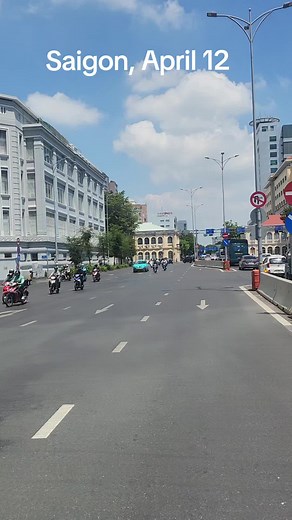 Ho Chi Minh city weather at 12:00.#dubaothoitiet #xebuyttphcm #bustphcm