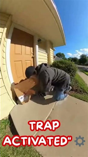 Skater Thief vs EXPLODING PACKAGE! 🛹💥 Instant Karma