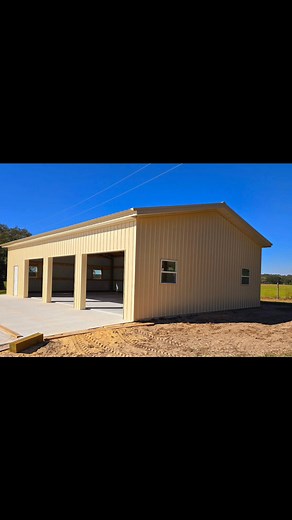 Another beautiful enclosed pole barn. #fyp #fypシ #foryou #foryoupage #foryouシ #foryoupageシ #construction #bluecollar #barn #polebarn #diy #Florida #flogrownpolebarns | Floyd Fonck