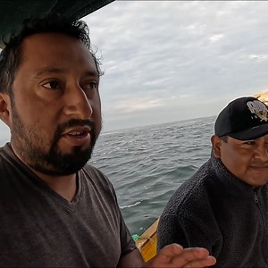 Increíble Extracción de Mariscos. El Sacrificio de un BUZO en las profundidades Marinas | Jerry Aventurero