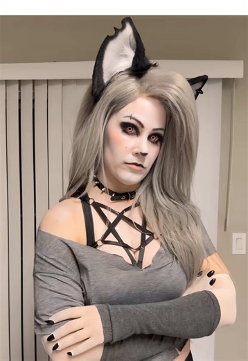 Loona: El Cosplay de una Chica Loba