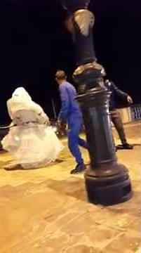 2015 عروس مع زوجها صدق من قال أنه شعب مهبول في الجزائر فقط‬‎ وهراااااااااااااااان