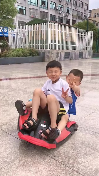 Fantastic #hoverboard #balancecar #balance_car #2wheels #yeechop
