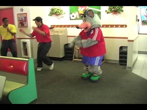 Chuck E Cheese Live Show: Jumpin