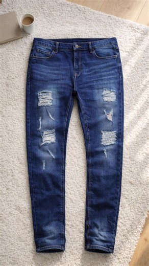 How to Rip Jeans at Home