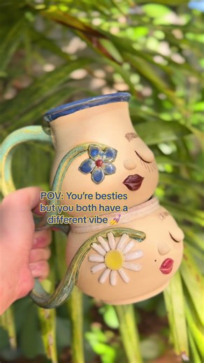 Meet the newest XL mug additions for the FACE PLANT MUG CLUB 😍 Daisy 🌼 and Forget Me Not 💅 While they may look vastly different in their colors and styles their friendship is thicker than the soil they grew in and they go way back to the flower fields in Maine! Daisy grew on the edge of a sunny field that butted up to a small creek where Forget Me Not was born. Through the long hot days and chill nights they became fast friends despite their differences in environment and upbringing 🥰 Daisy’