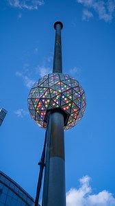 Times Square getting ready for New Year’s Eve. Ball Drop Test, Confetti Test and Balloons! . . . . . . #newyork #timessquare #newyear #made_in_ny #nyc #thebigapple #newyearseve #newyorkcity #manhattan #newyorknewyork New York #onetimessquare | Pictures of New York