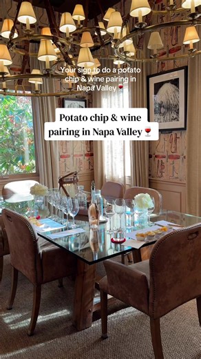 Save this for your next trip to Napa Valley🍷 Located in downtown Yountville, Silver Trident is a boutique winery producing quality wines using grapes sourced from the most respected growers in Napa Valley and Sonoma County. Their gorgeous tasting room is furnished by Ralph Lauren - it’s cozy and chic, a place you want to just sit and drink wine all day (not to mention, the hospitality is unmatched). This potato chip and wine pairing was such a unique experience, and we also got to preview their