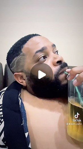 Sipho Alphi Mkhwanazi on Instagram: "Sunday is for lovers? Mxm Tsek 😒"