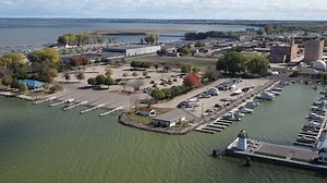Aerial View Green Bay Wisconsin Harbor Stock Footage Video (100% Royalty-free) 3500027125 | Shutterstock