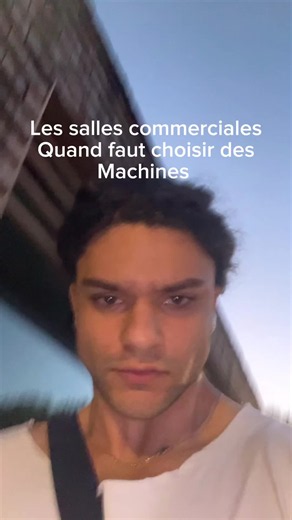 Exercices pour pectoraux au poids libre et à la Smith