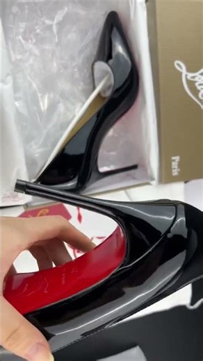 #christianlouboutin pigalle 10cm pump