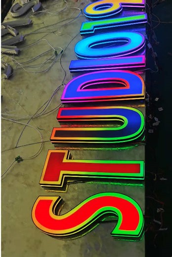 We can create unique effects for you like this #sign #signage #design #signagedesign #ledlight