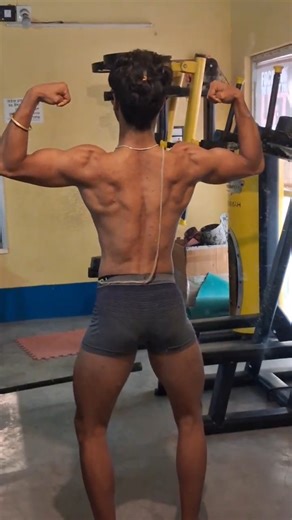 butterfly back 🦋 #motivation #shortvideo #naturalbodybilding #backworkout #youtube #ytshorts | FIT BUDDY
