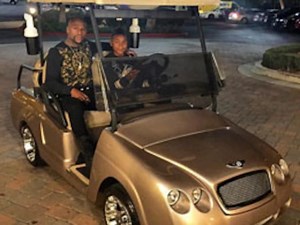 The Grind: Bentley golf carts, elephant rides, and the most unlikely golf feat of 2014