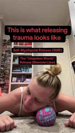 This is what releasing trauma in the jaw looks, big yawns, some tears shed and lots of uncomfortableness. Any unspoken words or feelings, any tensions that has been kept in your mouth this is for you! Release the jaw is so powerful and empowering! #traumarelease #myofascialrelease #fascia #tmj #healing