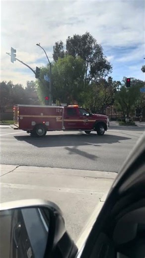 *New* LACoFD Squad 124 Responding code 3
