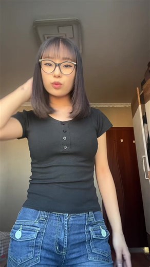 suvd (@suwdasuwdasuwda)’s videos with original sound - Voxx