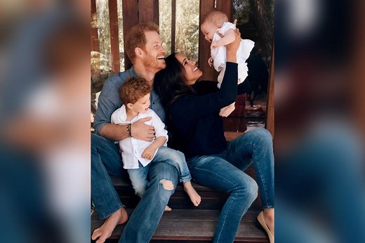 Meghan and Harry release first pic of daughter Lilibet