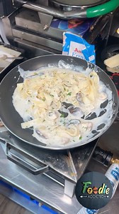 Truffled Alfredo Pasta Khaya Kabhi? | foodie_addicted