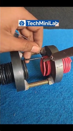 “DIY coil test! Easy, safe, and it lights up! ⚡💡”#DIYElectronics#TechExperiment#HomeExperiment#short
