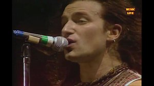 U2 - New Year's Day (Live in Paris) | Music LIVE