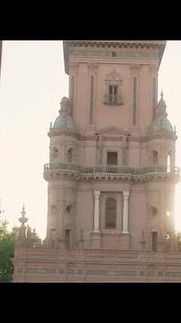 Touring a Restored Sevillian Hotel, Inspired by the Cotswolds