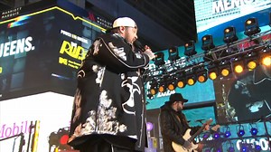 We're halfway to ✨ midnight ✨ and this Jelly Roll performance is EVERYTHING! Tune in to #RockinEve on ABC! | Dick Clark's New Year's Rockin' Eve