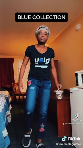 Femme a la guitare on TikTok